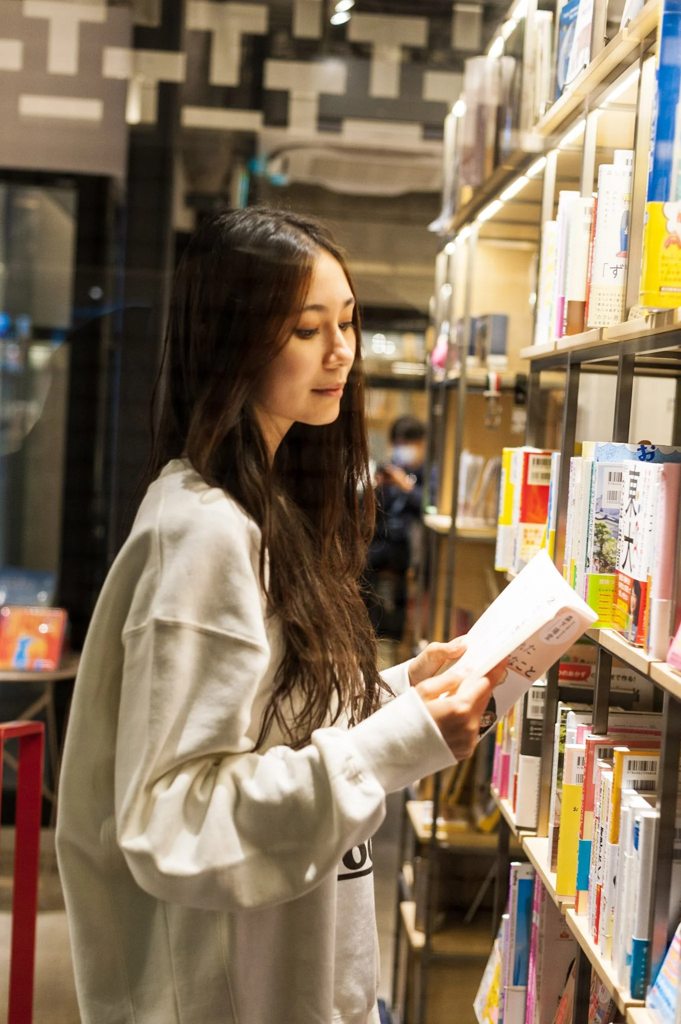Mixed Asian Media–Embracing Honesty Through Comics: An Interview